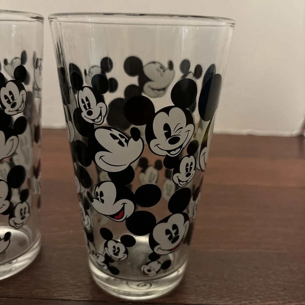 Set Of 2 Disney Mickey Mouse All Over Glass 16 oz Fun Faces Glassware‎